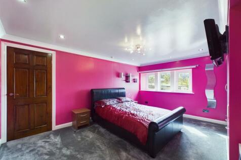 CAM02964G0-PR0028-STILL032.jpg