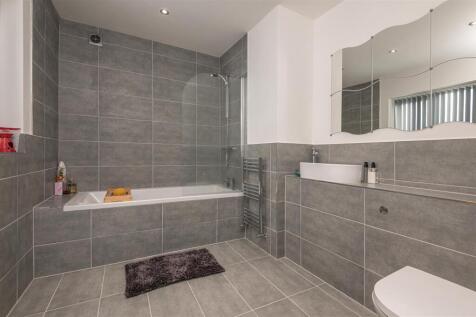 12 - 2 The Meadows HX6 2UN.jpg