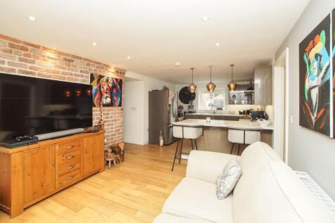 Kitchen/Family Room