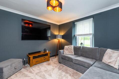 Snug/Cinema Room