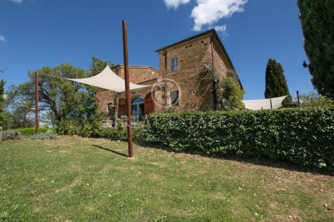 Esterno