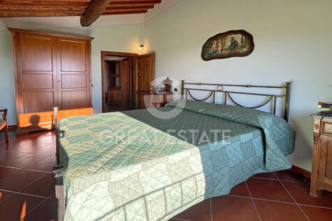 Interno