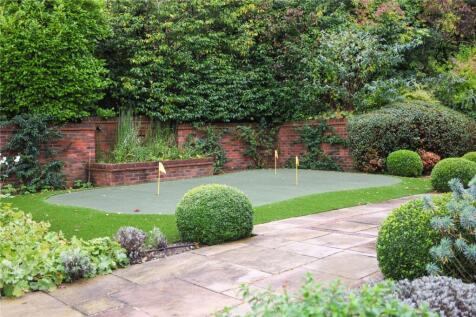 Pitch and Put Green