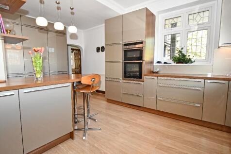 Kitchen/Morning Room