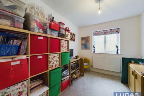 Bedroom 4/Office