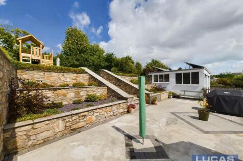 Rear Gardens-Lower