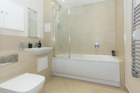 cubitt apts 21 (1).jpg