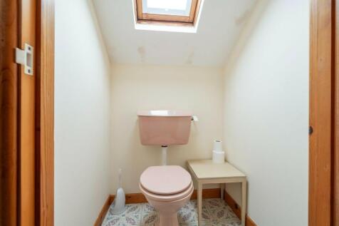 Separate WC