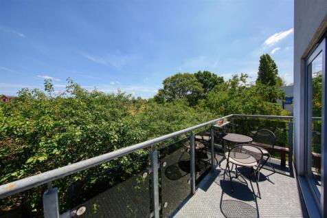 21_flemming_house_st_georges_grove_image1_19622_4.