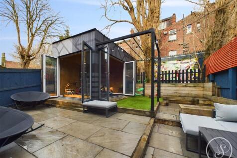 Garden/Garden Room Doors Open