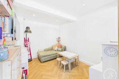 Reception Room 2 / Playroom