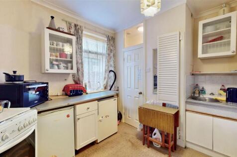 Kitchen2/Bedroom 3