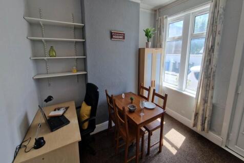 WhatsApp Image 2025-