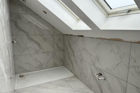 Bedroom One En-Suite