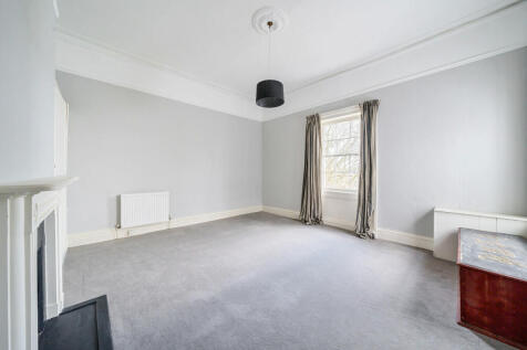 Second Bedroom/Recep