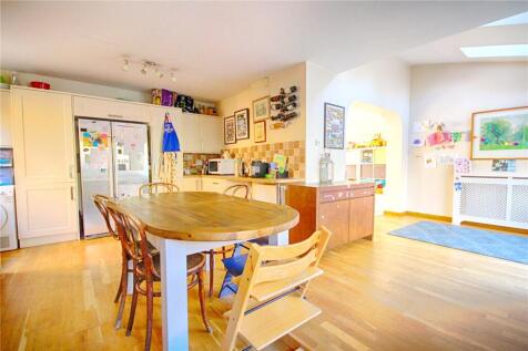 Kitchen /Dining Room