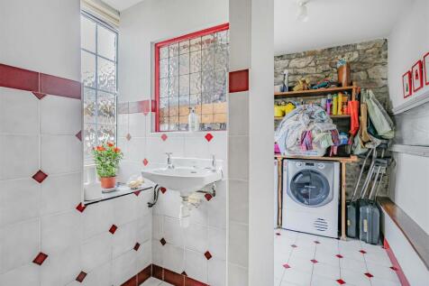 Downstairs WC and Utility