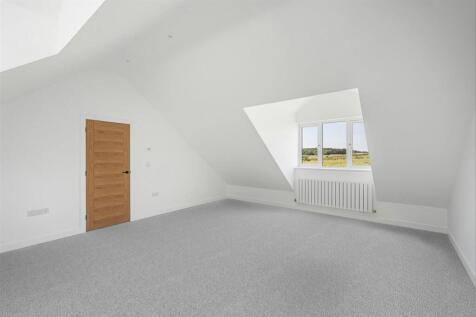 Spacious Double Bedroom