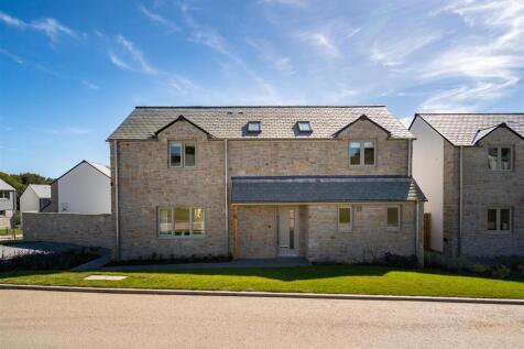 2 House 10 Kingswood.jpg