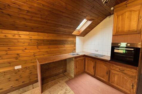 Daffodil kitchen (00