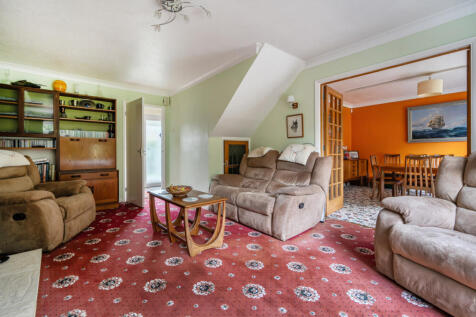 1371206-5-68f63b9...