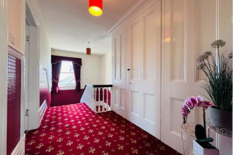 SECOND FLOOR LANDING