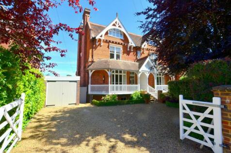 Properties For Sale in Dorking - Flats & Houses For Sale in Dorking ...