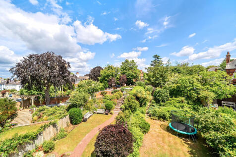 1319407-6-686bb7d...