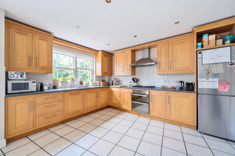 1319407-17-686bb8...