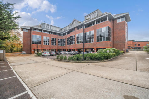 1371521-4-68f7515...