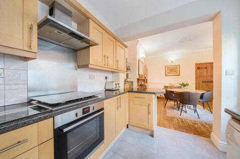 1385335-18-6929d2...