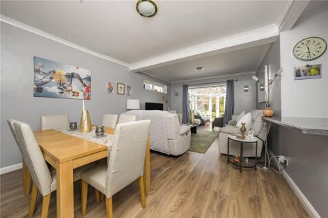 Dining/Family Room