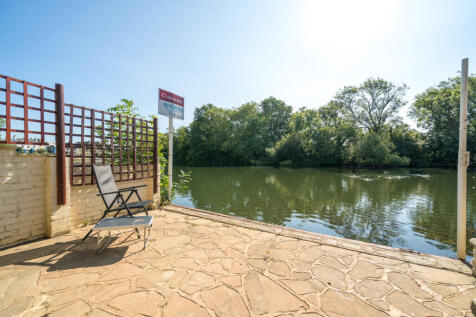 1316442-9-686249b...