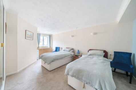 1327285-2-687933a...