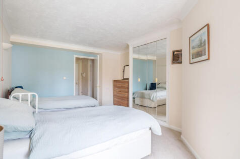 1327285-3-687933b...