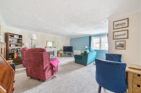 1327285-4-687933c...