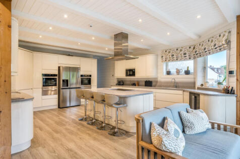 1355471-18-68caf8...