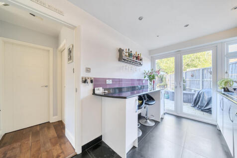 1362855-9-68e3d70...