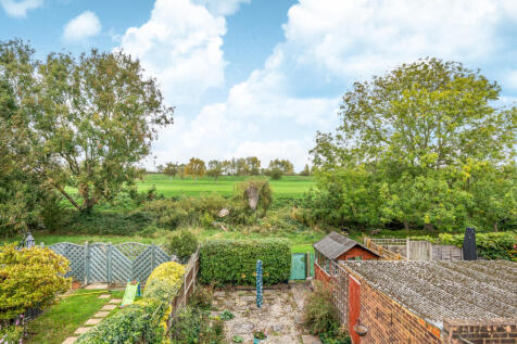 1369565-3-68f0bbe...