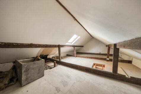 1374556-7-690880d...