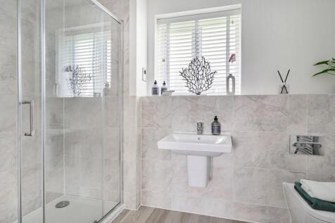 1320772-15-686bc5...