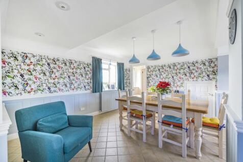 Kitchen/Breakfast Rm