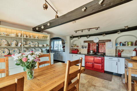 Kitchen/Breakfast Rm
