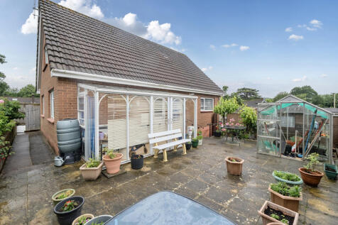 1304488-5-6841bf6...