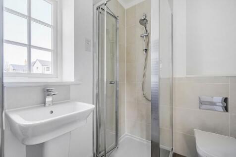 Bed 2 Ensuite