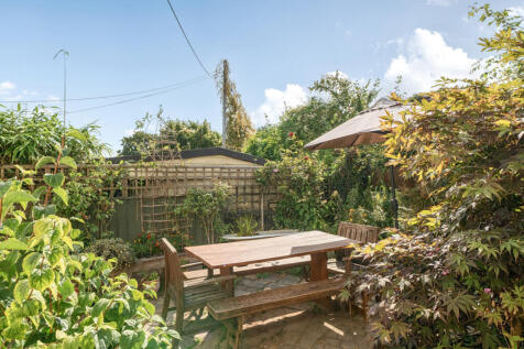 1340137-15-6899e0...