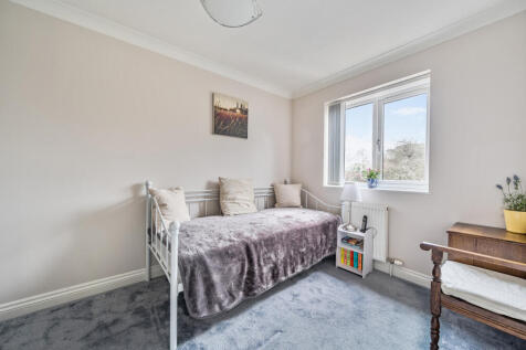 1392923-18-6942cf...