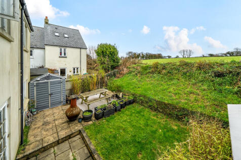 1387986-2-693adca...