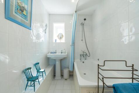 Bedroom 2 En Suite