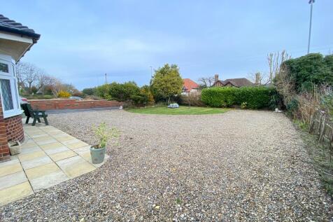 Front garden and ...